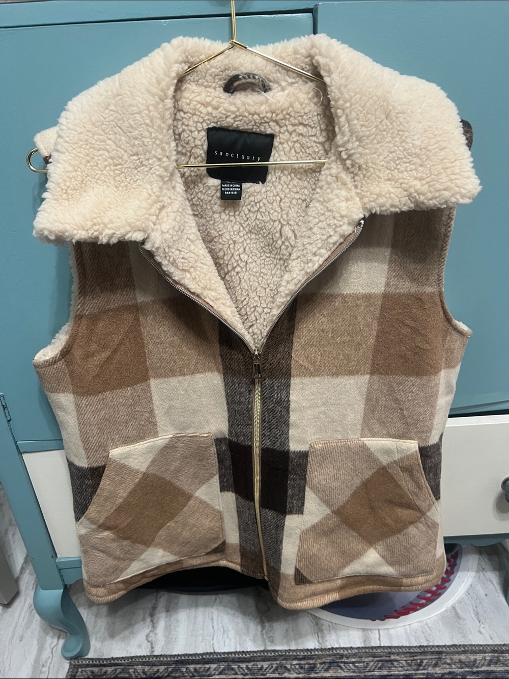 Sanctuary Plaid Sherpa-Lined Vest in Cream and Brown